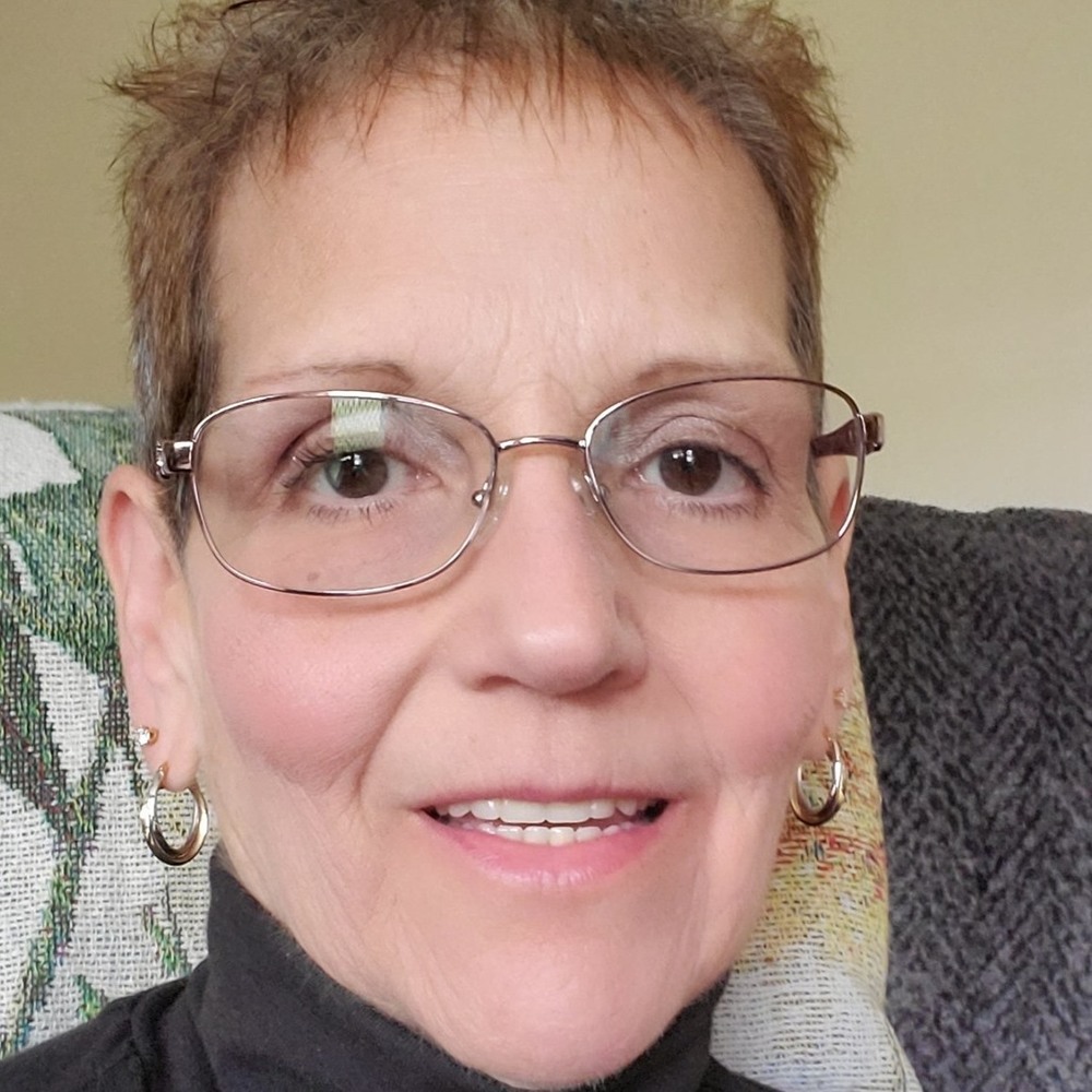 Meet your Posher, Lynn